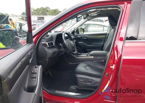 2021 Toyota Highlander Platinum from USA, damaged, VIN 5TDFZRBH0MS062833